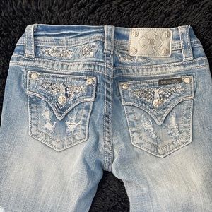 Like new girls size 14 miss me jeans